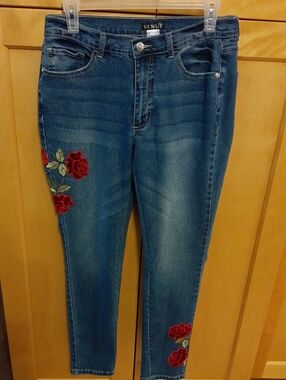 VENUS Dark Blue Skinny Jeans with Red Rose Embroidery